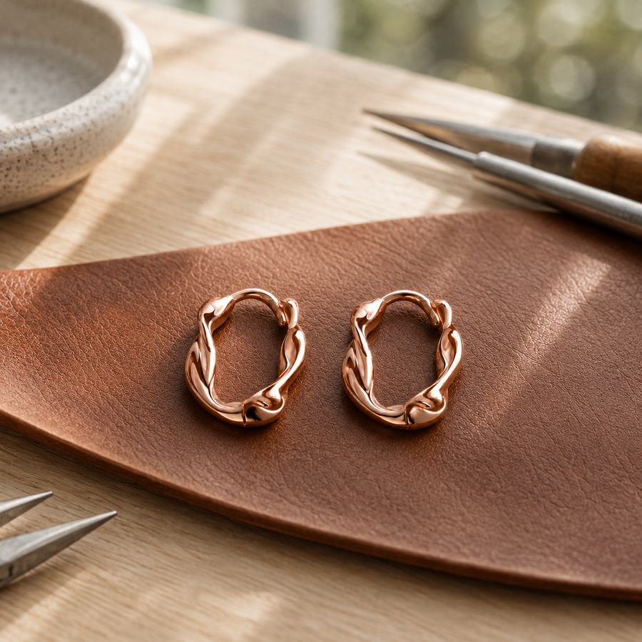 Copper swirl earrings by Livia